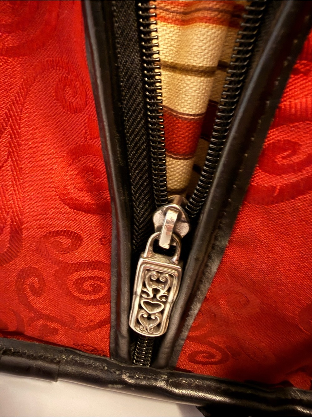 Brighton Ruby Red Jacquard Croc Leather Weekender Travel Bag Carry-On Elegant - Picture 9 of 15